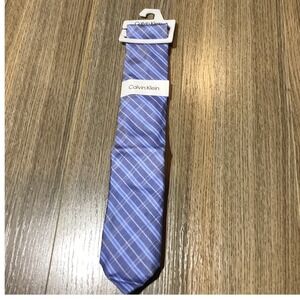 Calvin Klein Men's Periwinkle Plaid Tie - Modern Business Casual‎ Style - NWT